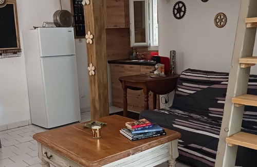 Brignoles Apartamento | Studio 25m2 Entouré de Vignes Avec Piscine Privatisée