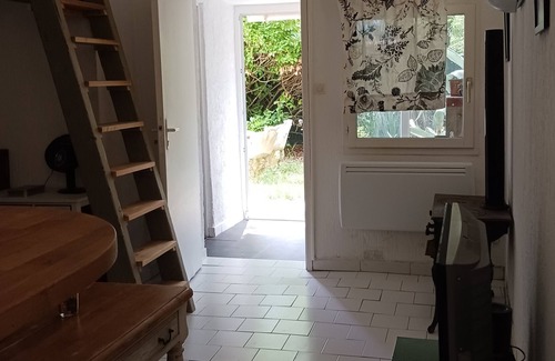 Brignoles Apartamento | Studio 25m2 Entouré de Vignes Avec Piscine Privatisée