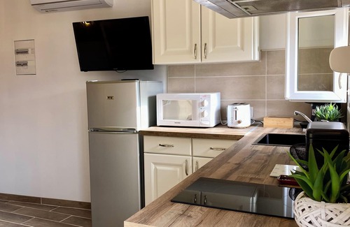Suze-la-Rousse Apartamento | STUDIO 263 "Studio with Provencal charm in Suze-la-Rousse - Calm & authenticity