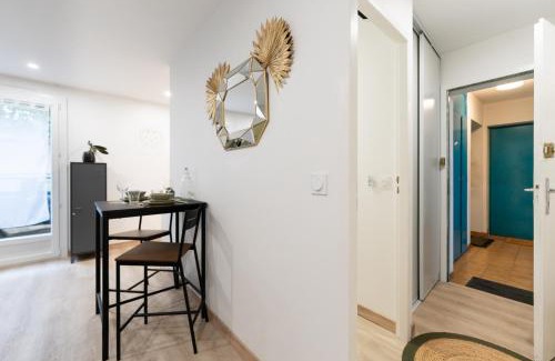 Cote Pavee Apartamento | Studio 27m² sur la Côte Pavée avec parking privé