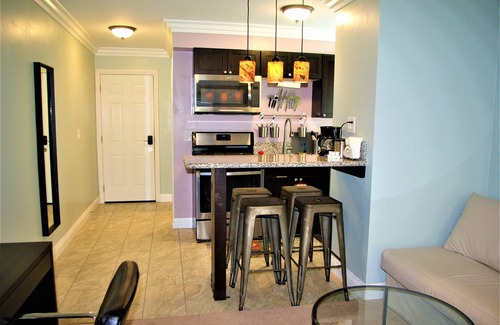 Mira Mesa Apartamento | Studio #3, private entrance/kitchen/bathroom