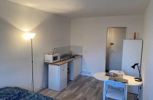 Troyes Apartamento | Studio 32 - Résidence Beauséjour - Fibre wifi - Proche centre ville