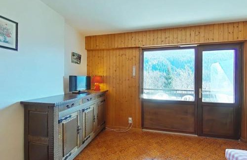 Le Grand-Bornand Apartamento | Studio 4 couchages, proche télécabine, parking, animaux acceptés - FR-1-241-75