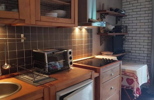 Allos Apartamento | Studio 4 P -idéalement Situé Proche Centre Station