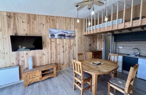 Jeux Apartamento | Studio 4 pers, balcon sud, centre station, proche pistes et commerces - Alpe d'Huez - FR-1-405-43