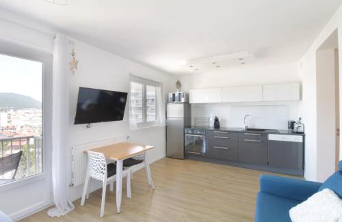 Aix-les-Bains Apartamento | Studio 4 Swimming pool summer parking & superb view!