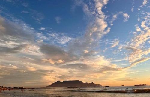 Blouberg Rise Apartamento | Studio 4 with Pool Access & No Loadshedding