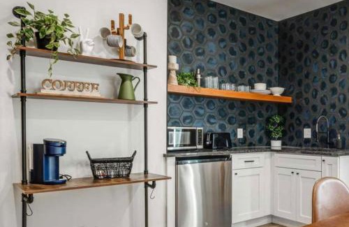 Lockerbie Square Apartamento | Studio 500 Downtown Gem Free Parking and Pets OK