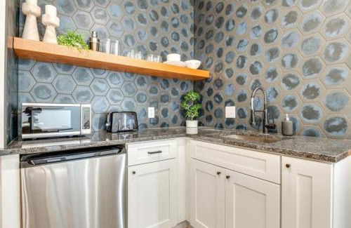 Lockerbie Square Apartamento | Studio 500 Downtown Gem Free Parking and Pets OK