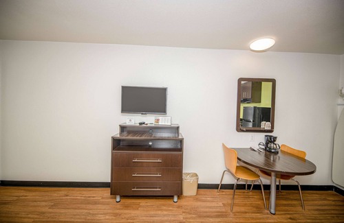 Tyler Hotel | Studio 6 Tyler, TX