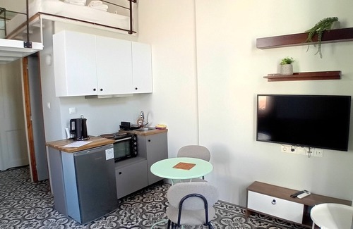 Lesvos Apartamento | STUDIO 7 - Welcome to Studio 7 in the heart of Mytilene