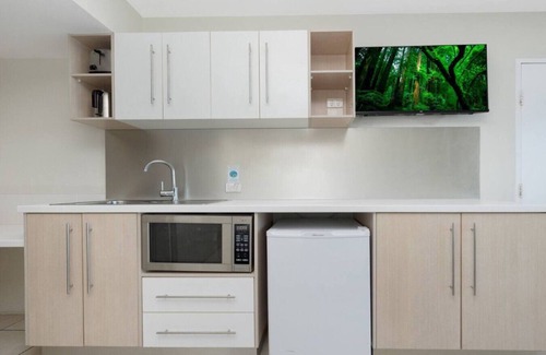 North Ward Casa | Studio 811 - Picturesque Beachfront Views