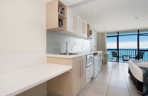 North Ward Casa | Studio 811 - Picturesque Beachfront Views