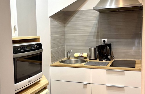 Brison-Saint-Innocent Apartamento | Estudio-Baño con ducha-Au fil de l'eau