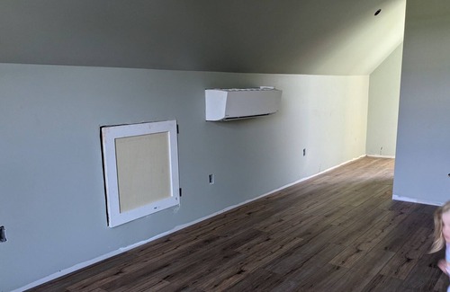 Creedmoor Apartamento | Studio above garage at farmhouse