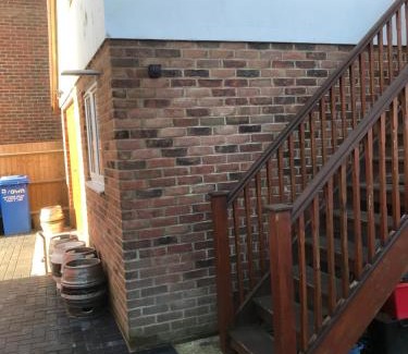Pewsey Apartamento | Studio above Worlds End microbrewery and behind the Crown Inn Pewsey