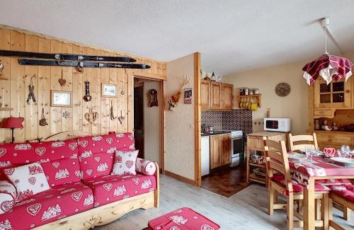 Saint-Jean-dʼAulps Apartamento | STUDIO ACCES PISCINE-SAINT JEAN D'AULPS STATION-4 PERSONNES DAILLES S22
