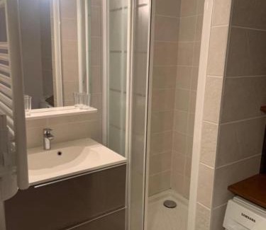 Douvaine Apartamento | Studio Agora