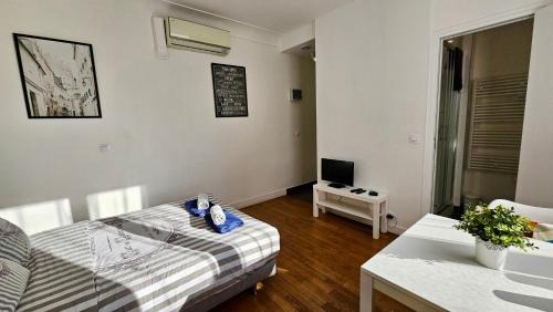 Noisy-le-Sec Apartamento | Studio Alba - 15min Paris RER E, cosy