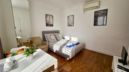 Noisy-le-Sec Apartamento | Studio Alba - 15min Paris RER E, cosy
