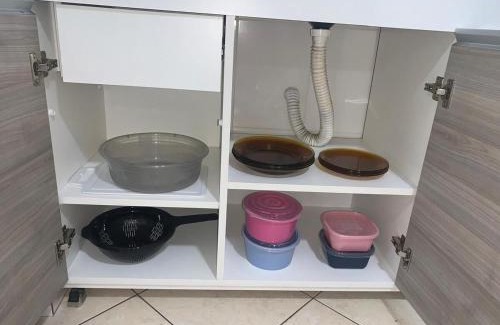 Volta Redonda Apartamento | Studio amplo e aconchegante no bairro aterrado