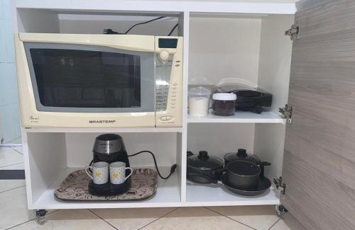 Volta Redonda Apartamento | Studio amplo e aconchegante no bairro aterrado