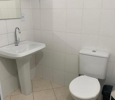 Volta Redonda Apartamento | Studio amplo e aconchegante no bairro aterrado