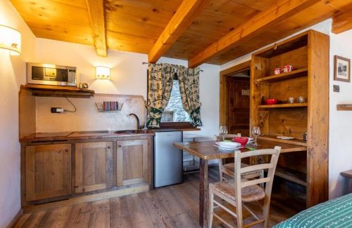 Valtournenche Apartamento | Studio Ancienne Bergerie Studio 1 by Interhome
