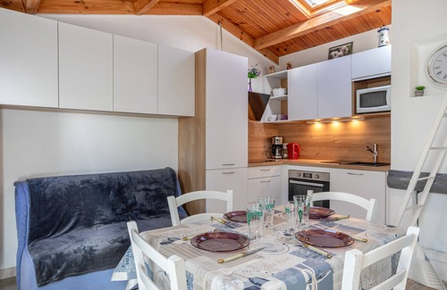 Bretignolles-sur-Mer Apartamento | Apartamento estudio 'Piscine Partagée' con piscina compartida, terraza privada y Wi-Fi