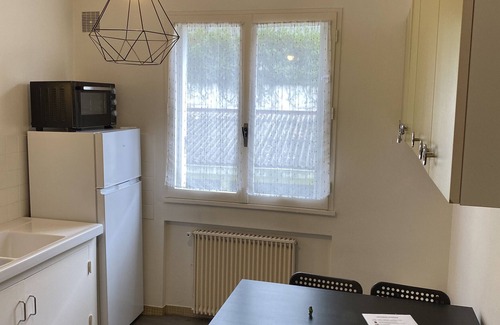 Thorigny-sur-Marne Apartamento | Apartamento estudio 'Grand Studio Avec Loggia' con terraza privada, balcón y Wi-Fi