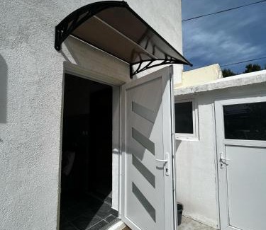Kastel Stafilic Casa | Studio Apartman/sobe V&G