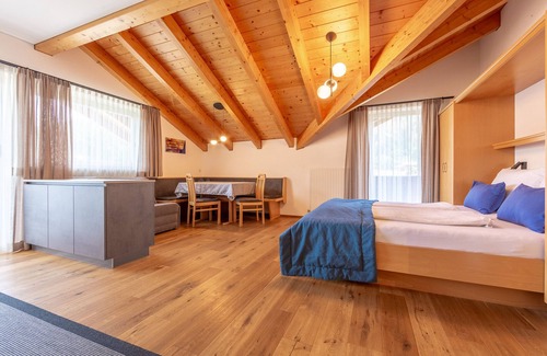 Prato alla Drava Apartamento | Apartamento estudio 'Alpengruss Air' con vistas a la montaña, jardín compartido y Wi-Fi