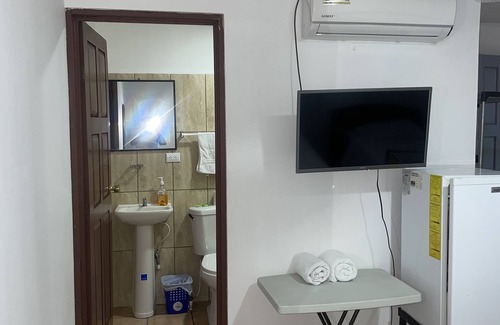El Cerro Apartamento | Increíble nuevo condominio en Manuel Antonio - Quepos