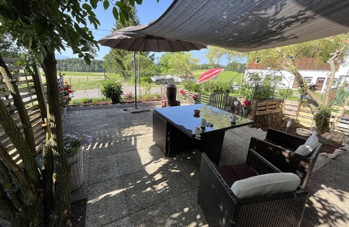 Bernbeuren Apartamento | Apartamento 'Allgäu Pension Ab In Den Süden' con vistas a la montaña, terraza compartida y Wi-Fi
