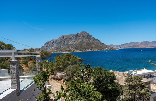 Kamari Apartamento | Estudio 'Amphitrite -' con vistas al mar, Wi-Fi y aire acondicionado