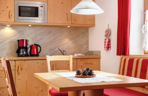 La Valle Apartamento | Apartamento estudio 'Apartment Plaies' con vistas a la montaña, jardín compartido y Wi-Fi
