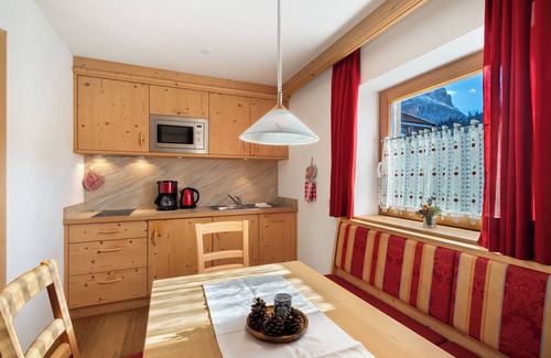 La Valle Apartamento | Apartamento estudio 'Apartment Plaies' con vistas a la montaña, jardín compartido y Wi-Fi