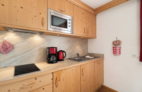 La Valle Apartamento | Apartamento estudio 'Apartment Plaies' con vistas a la montaña, jardín compartido y Wi-Fi