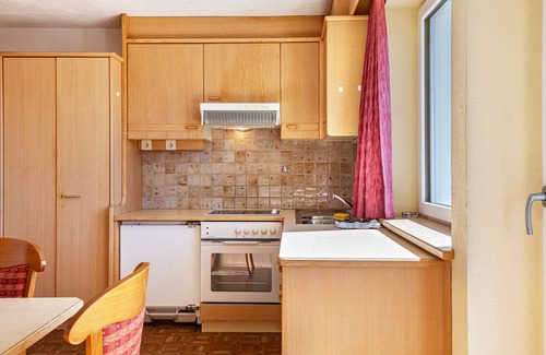 Maranza Apartamento | Apartamento estudio 'Apt Waldblick' con vistas a la montaña, terraza privada y Wi-Fi
