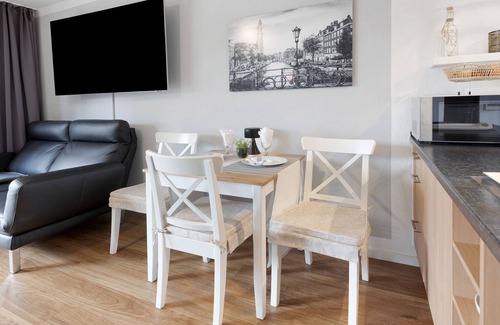 Gaienhofen Apartamento | Apartamento estudio 'Boutique Apartment Anybody' con vistas al lago, balcón y Wi-Fi