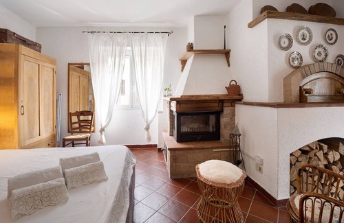 Rossi Apartamento | Apartamento estudio 'Casetta Mulino' con terraza privada y Wi-Fi