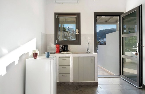 Merichas Apartamento | Estudio 'Calm Suites Kythnos 2' con vistas al mar, Wi-Fi y aire acondicionado