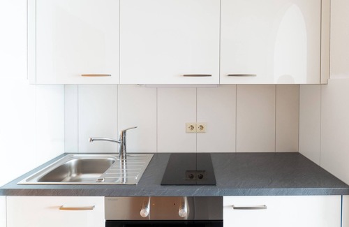 Bad Saeckingen Apartamento | Apartamento estudio 'Schneckenhalde' con vistas a la montaña, balcón y Wi-Fi