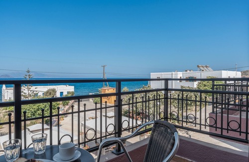 Paloi Apartamento | Estudio 'Frantzis 4' con vistas al mar, Wi-Fi y aire acondicionado