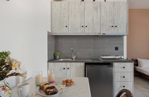 Paloi Apartamento | Estudio 'Frantzis 1' con vistas al mar, Wi-Fi y aire acondicionado