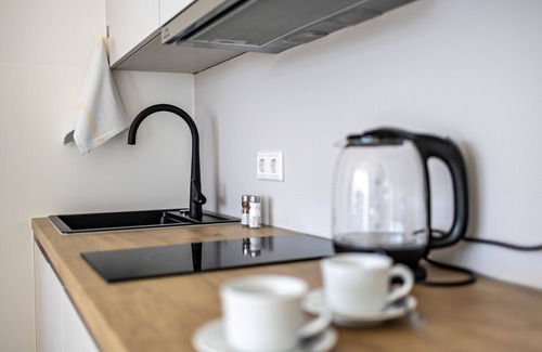 Furstenfeldbruck District Apartamento | Apartamento estudio 'Huber Living Basic 104' con balcón y Wi-Fi