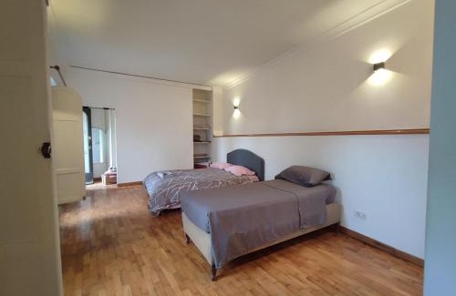 Vittorio Emanuele Apartamento | Studio Apartment in Neapolitan Castle Int 28
