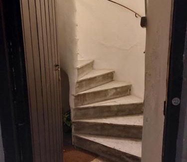 Vittorio Emanuele Apartamento | Studio Apartment in Neapolitan Castle Int 28