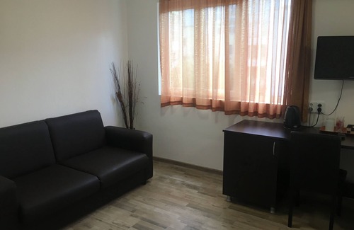 Burgas Apartamento | Studio apartment in the centre of the city