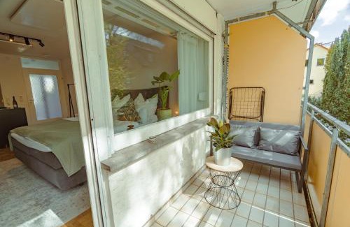 Oberesslingen Apartamento | Studio Apartment mit Parkplatz